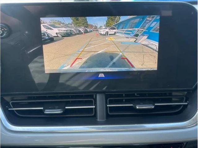 2024 Chevrolet Trax FWD LT