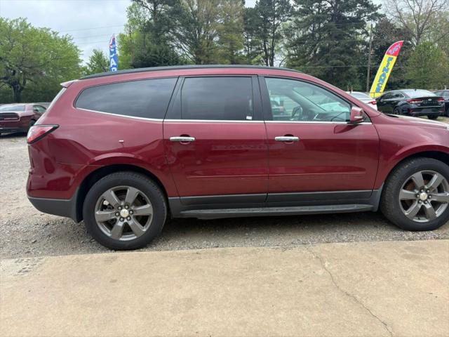 2017 Chevrolet Traverse 2LT