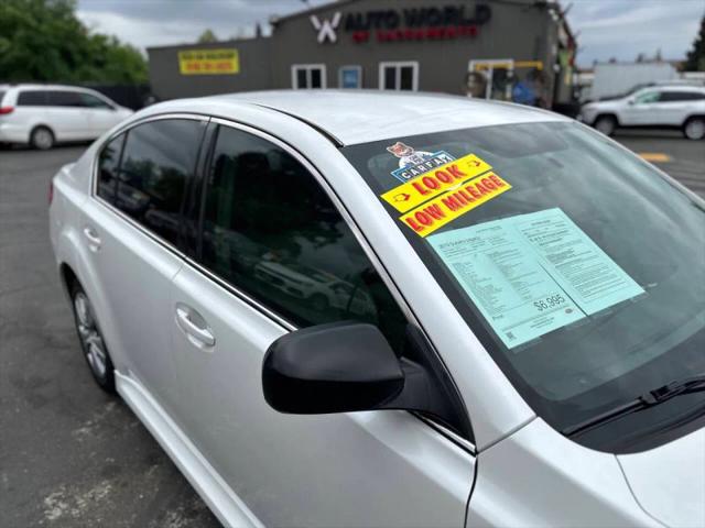 2010 Subaru Legacy 2.5i