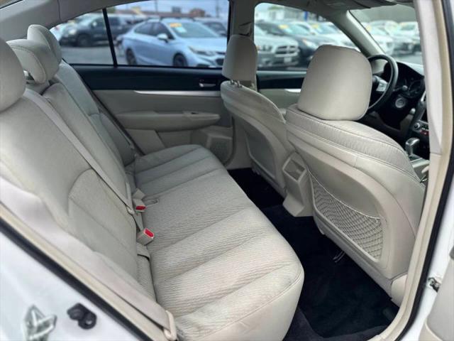 2010 Subaru Legacy 2.5i