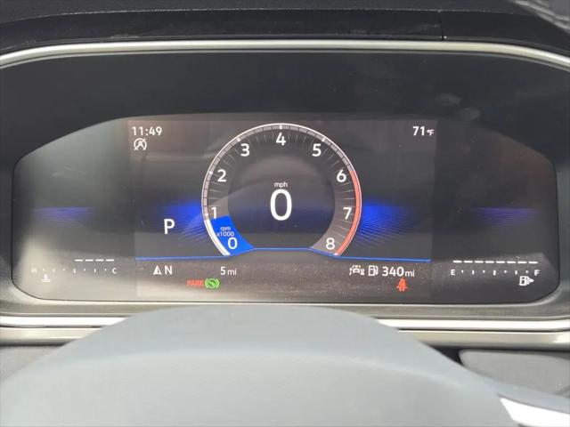 2026 Volkswagen Taos SE Black
