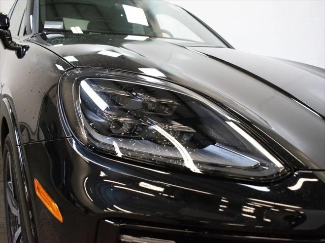2025 Porsche Cayenne E-Hybrid Turbo
