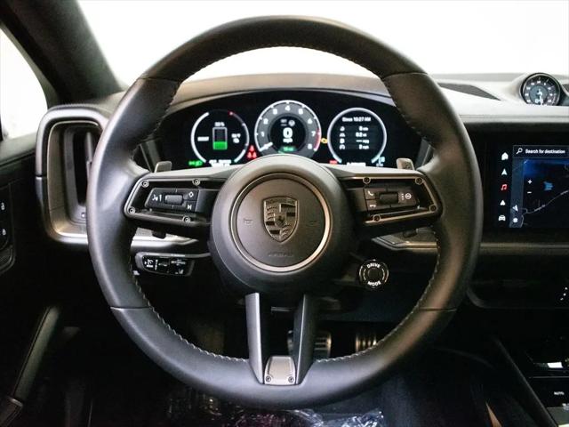 2025 Porsche Cayenne E-Hybrid Turbo