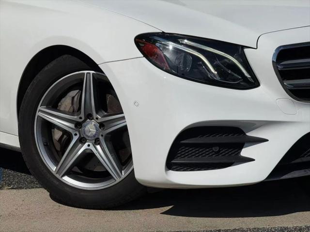 2017 Mercedes-Benz E-CLASS E 300 E 300