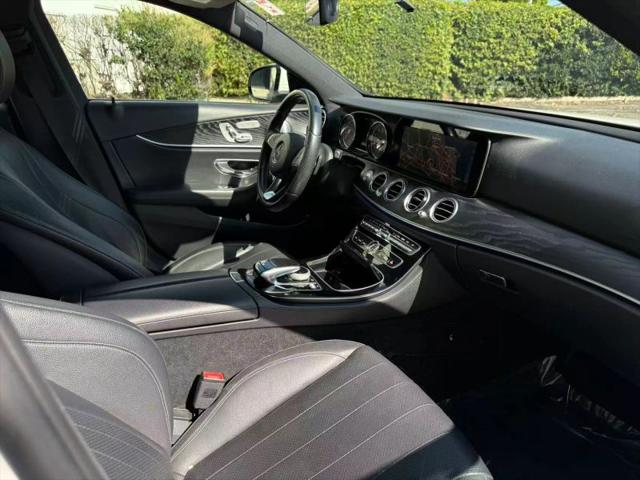 2017 Mercedes-Benz E-CLASS E 300 E 300