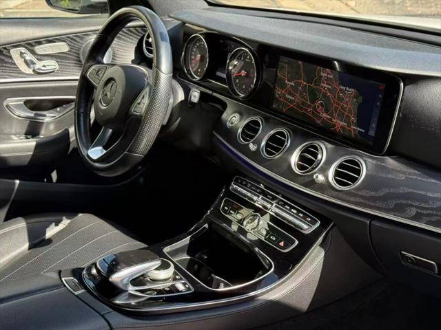 2017 Mercedes-Benz E-CLASS E 300 E 300