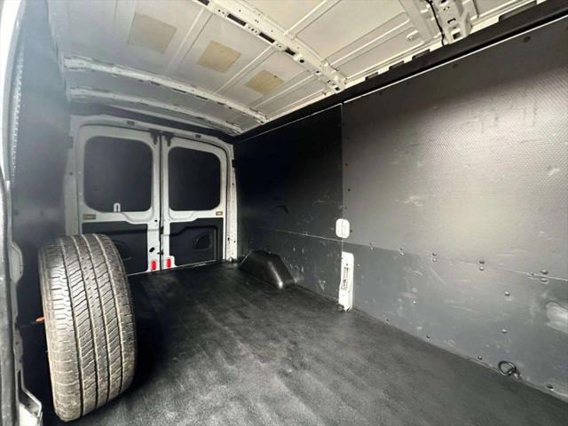 2015 Ford Transit Medium Roof w/Sliding Side Door w/LWB