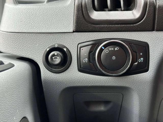 2015 Ford Transit Medium Roof w/Sliding Side Door w/LWB