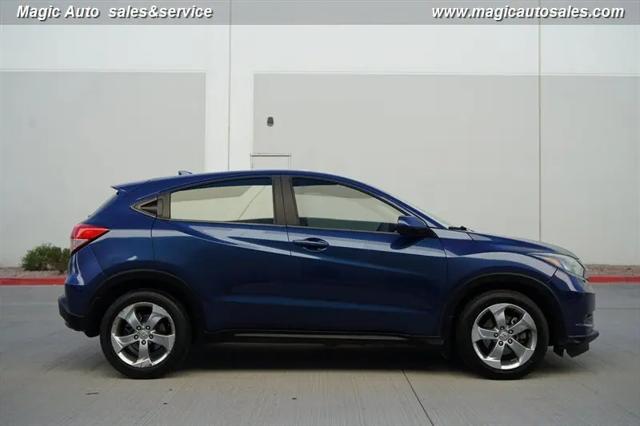 2017 Honda HR-V LX