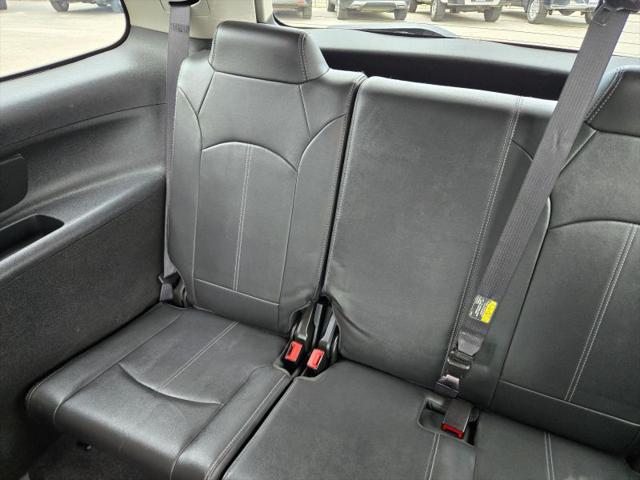 2017 GMC Acadia Base