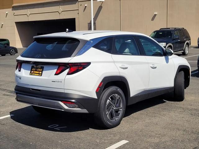 2026 Hyundai Tucson Hybrid Blue SE