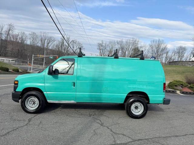 2011 Ford E-350 Super Duty Base