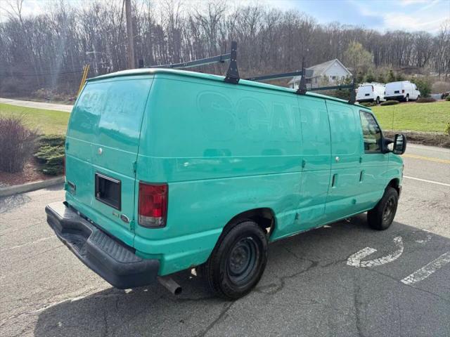 2011 Ford E-350 Super Duty Base