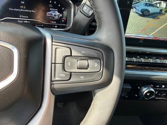 2025 GMC Sierra 1500 4WD Crew Cab Short Box Elevation with 3SB