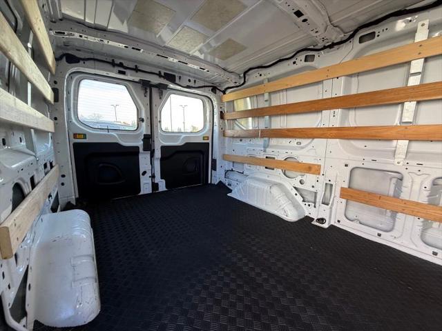 2023 Ford Transit Cargo Van w/LWB
