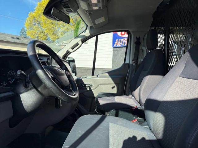 2023 Ford Transit Cargo Van w/LWB