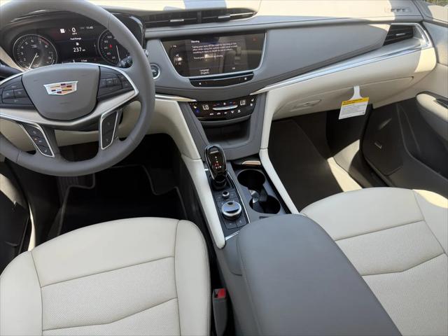 2026 Cadillac XT5 Premium Luxury FWD