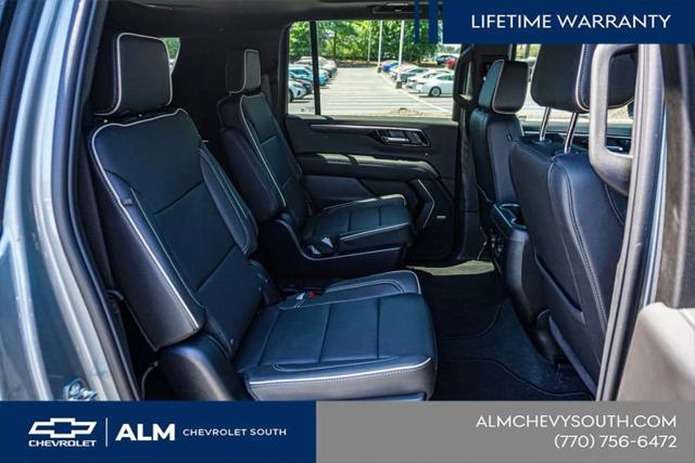 2025 Chevrolet Suburban 4WD Premier
