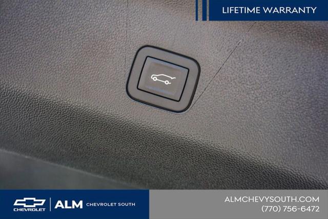 2025 Chevrolet Suburban 4WD Premier
