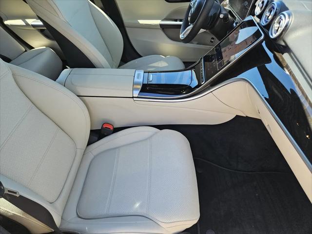2026 Mercedes-Benz C-CLASS C 300 C 300