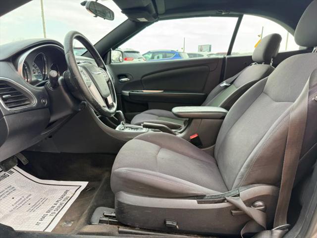 2012 Chrysler 200 Touring