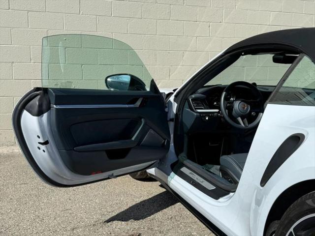 2024 Porsche 911 Turbo S Cabriolet