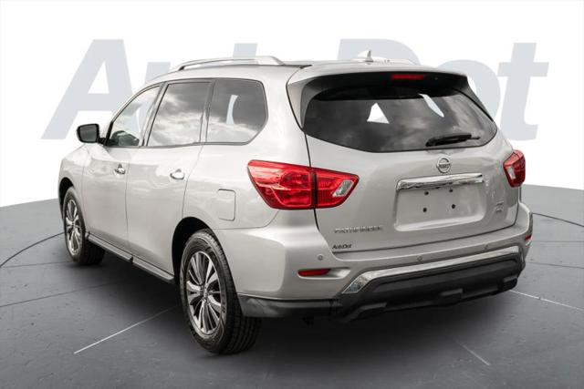 2019 Nissan Pathfinder SV