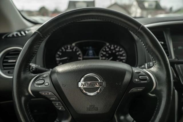 2019 Nissan Pathfinder SV