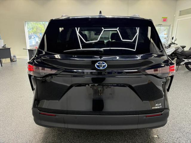2023 Toyota Sienna XLE