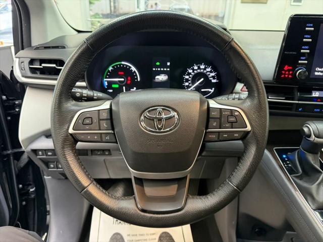 2023 Toyota Sienna XLE