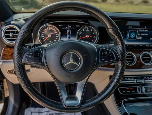 2017 Mercedes-Benz E-CLASS E 300 E 300