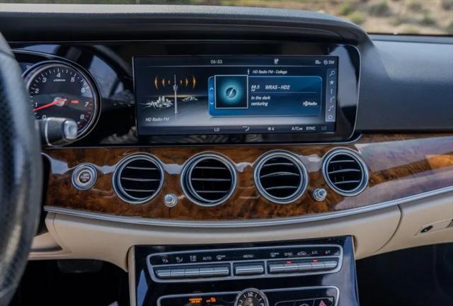 2017 Mercedes-Benz E-CLASS E 300 E 300