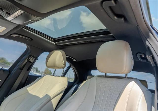 2017 Mercedes-Benz E-CLASS E 300 E 300