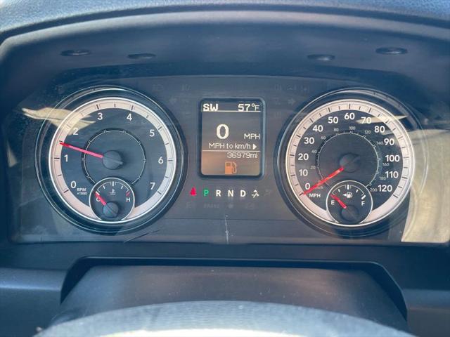 2024 Ram 1500 Classic Warlock Crew Cab 4x4 5'7" Box