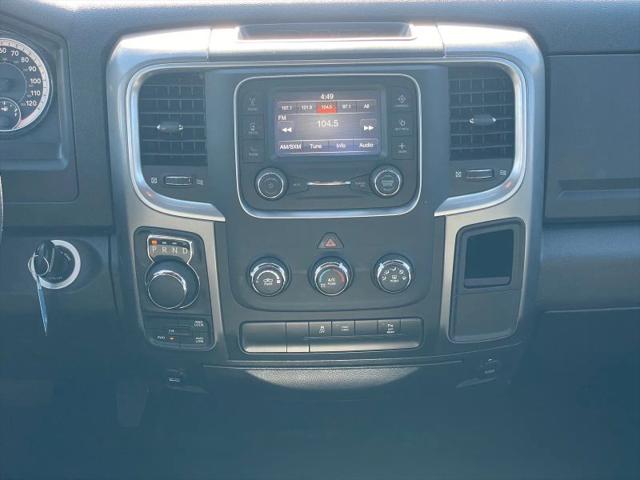 2024 Ram 1500 Classic Warlock Crew Cab 4x4 5'7" Box
