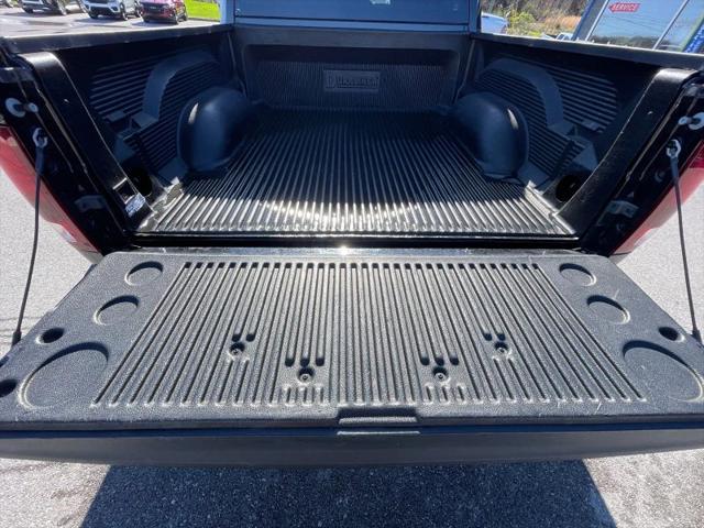 2024 Ram 1500 Classic Warlock Crew Cab 4x4 5'7" Box