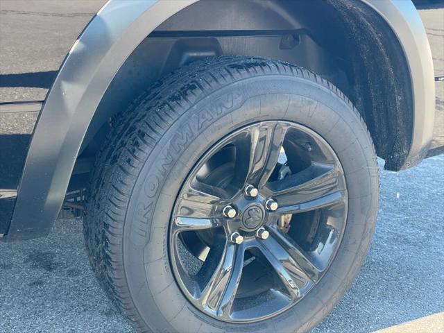 2024 Ram 1500 Classic Warlock Crew Cab 4x4 5'7" Box