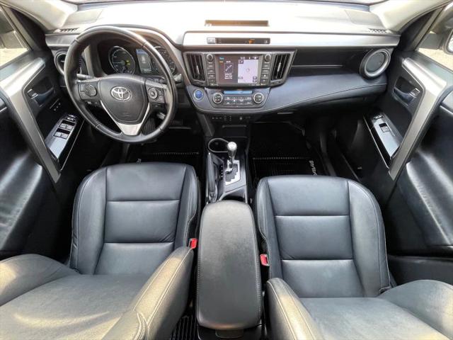2016 Toyota RAV4 Hybrid Limited