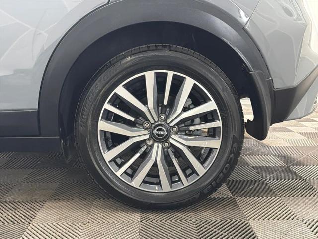 2022 Nissan Kicks SV Xtronic CVT