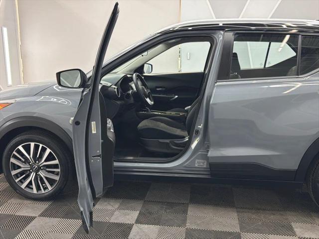2022 Nissan Kicks SV Xtronic CVT
