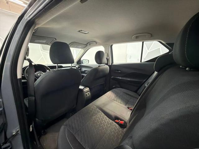 2022 Nissan Kicks SV Xtronic CVT