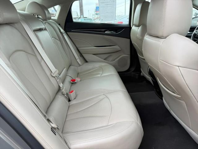 2017 Buick LaCrosse Essence