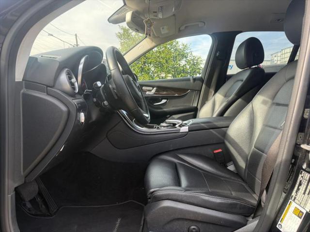 2017 Mercedes-Benz GLC 300