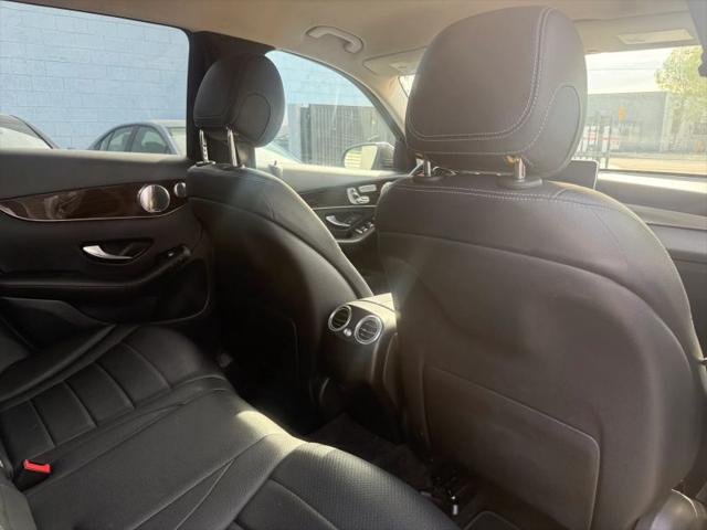 2017 Mercedes-Benz GLC 300