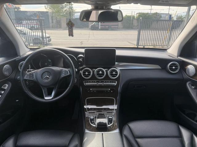 2017 Mercedes-Benz GLC 300