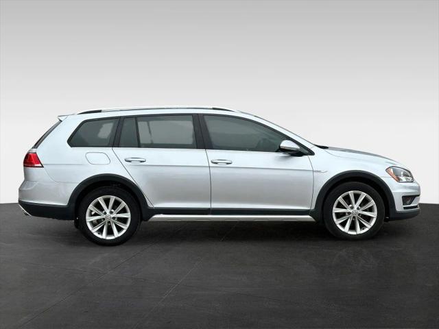2017 Volkswagen Golf Alltrack TSI SE