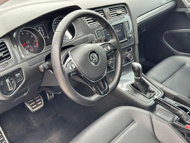 2017 Volkswagen Golf Alltrack TSI SE