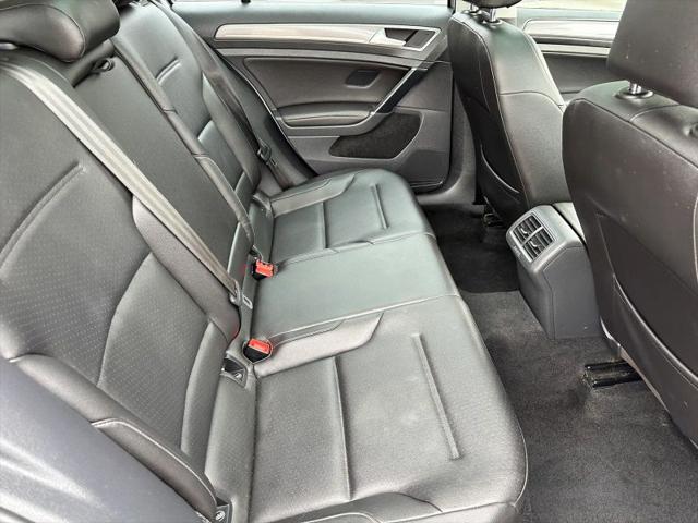 2017 Volkswagen Golf Alltrack TSI SE
