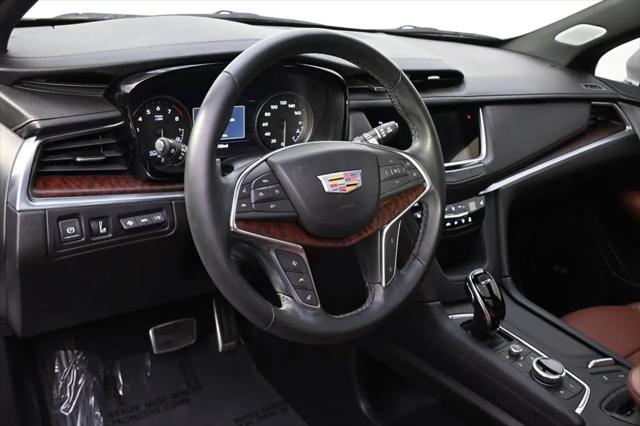 2025 Cadillac XT5 AWD Sport