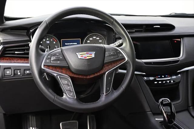 2025 Cadillac XT5 AWD Sport